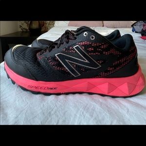 NEW BALANCE Black and Pink sneakers